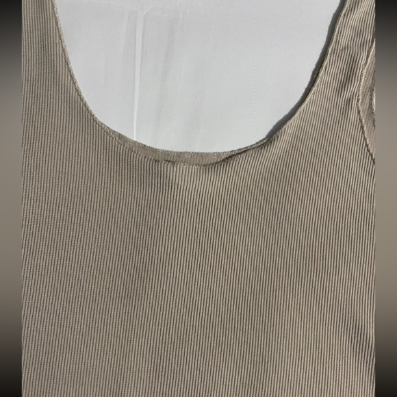 Zara Ribbed Basic Tank Top - Picture 5 of 6